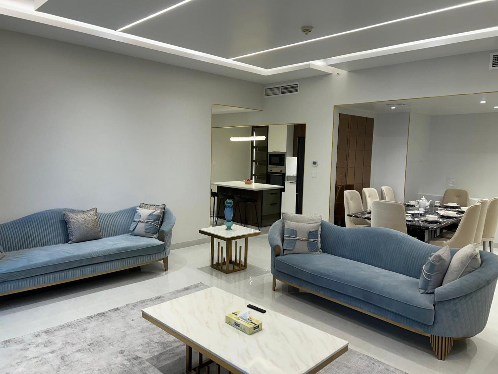 Appartement Usmans 4Bdrm Jbr Sadaf Next To Ritz Carlton Walk à Dubaï Extérieur photo
