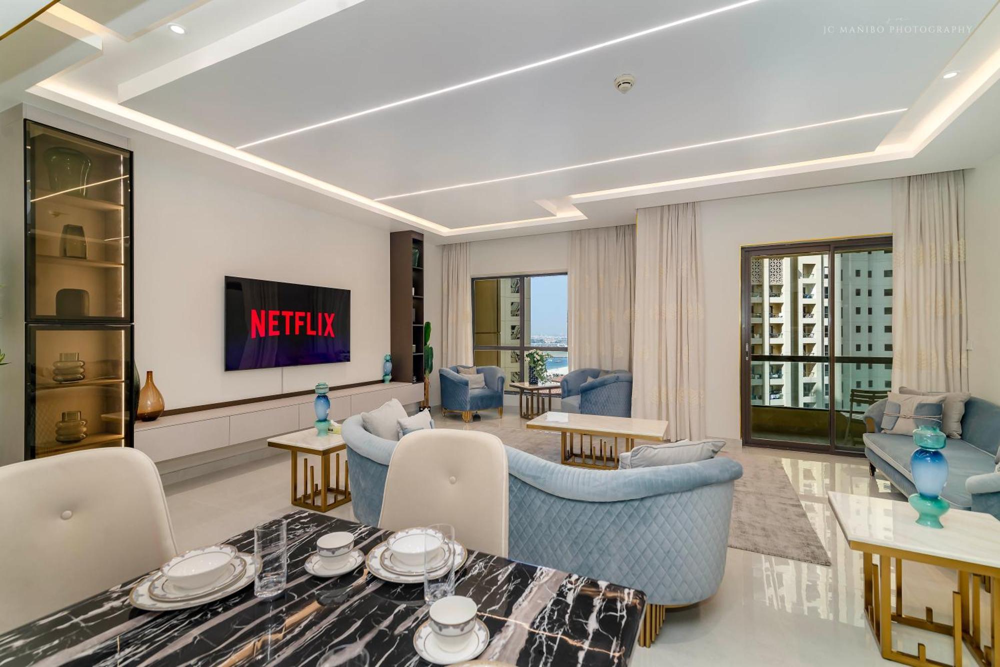 Appartement Usmans 4Bdrm Jbr Sadaf Next To Ritz Carlton Walk à Dubaï Extérieur photo